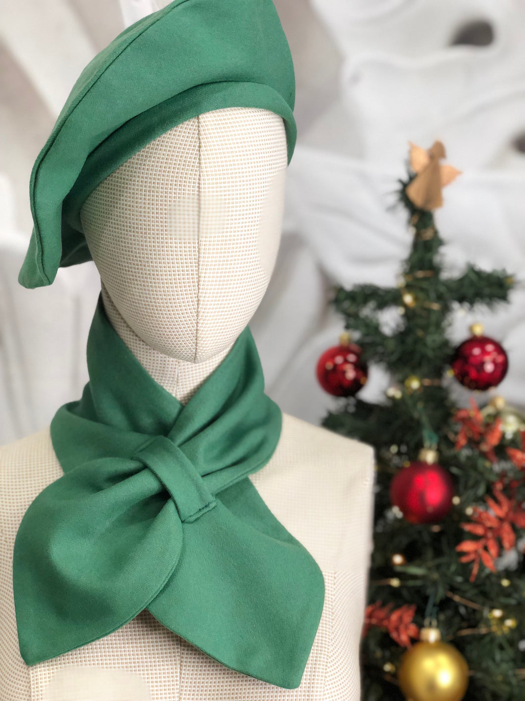 Coordinato Basco + Sciarpina in lana verde