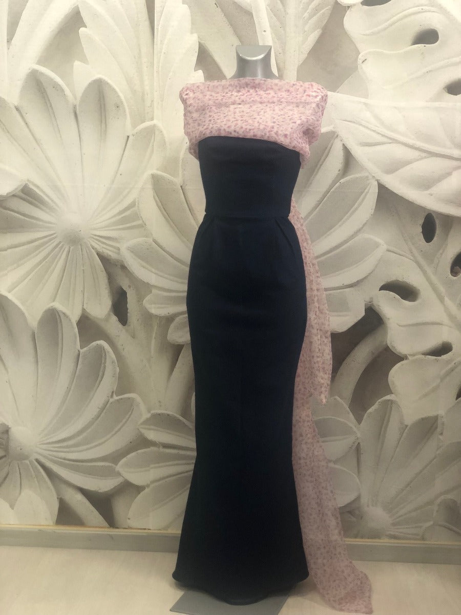 Abito lungo Bianca in denim e stola in organza su misura