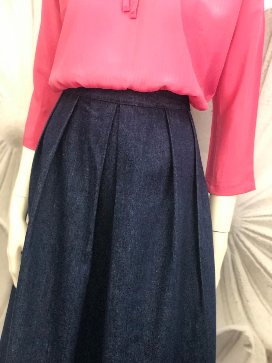 Gonna Doris in denim vintagestyle su misura con tessuti deadstock