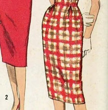 Carica l&#39;immagine nel visualizzatore di Gallery, GONNA TUBINO KELLY TARTAN su misura
