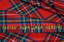 Carica l&#39;immagine nel visualizzatore di Gallery, PANTALONE CAPRI CHRISTY TARTAN su misura

