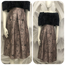 Carica l&#39;immagine nel visualizzatore di Gallery, Gonna Doris in broccato vintagestyle anni 50
