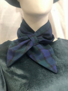 sciarpina marlene, scaldacollo in lana tartan verde/blu