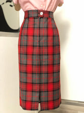 Carica l&#39;immagine nel visualizzatore di Gallery, GONNA TUBINO KELLY TARTAN su misura
